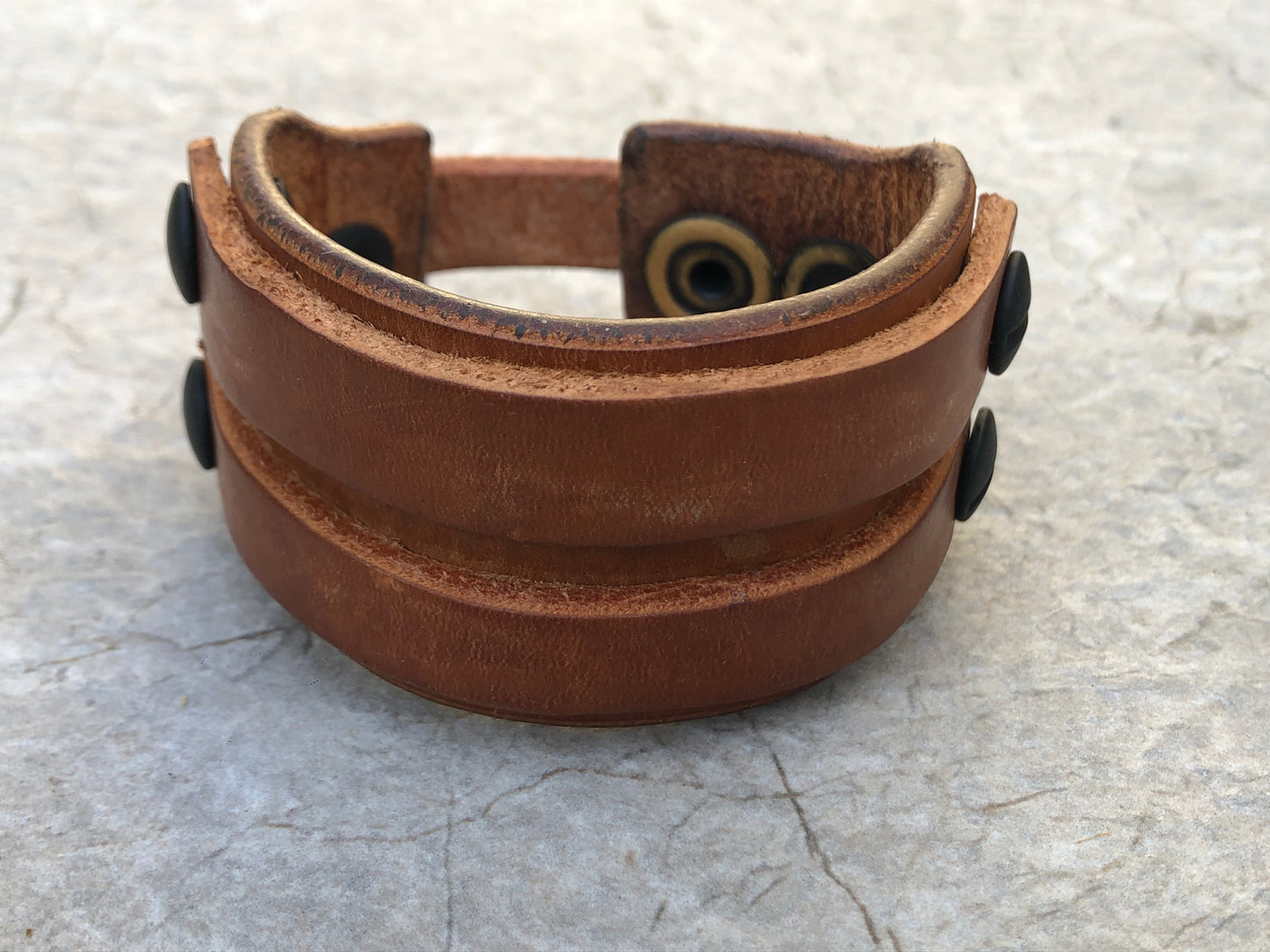 Dune - Smokey Wood Tan Leather Wristband / Bracelet with Black Screws